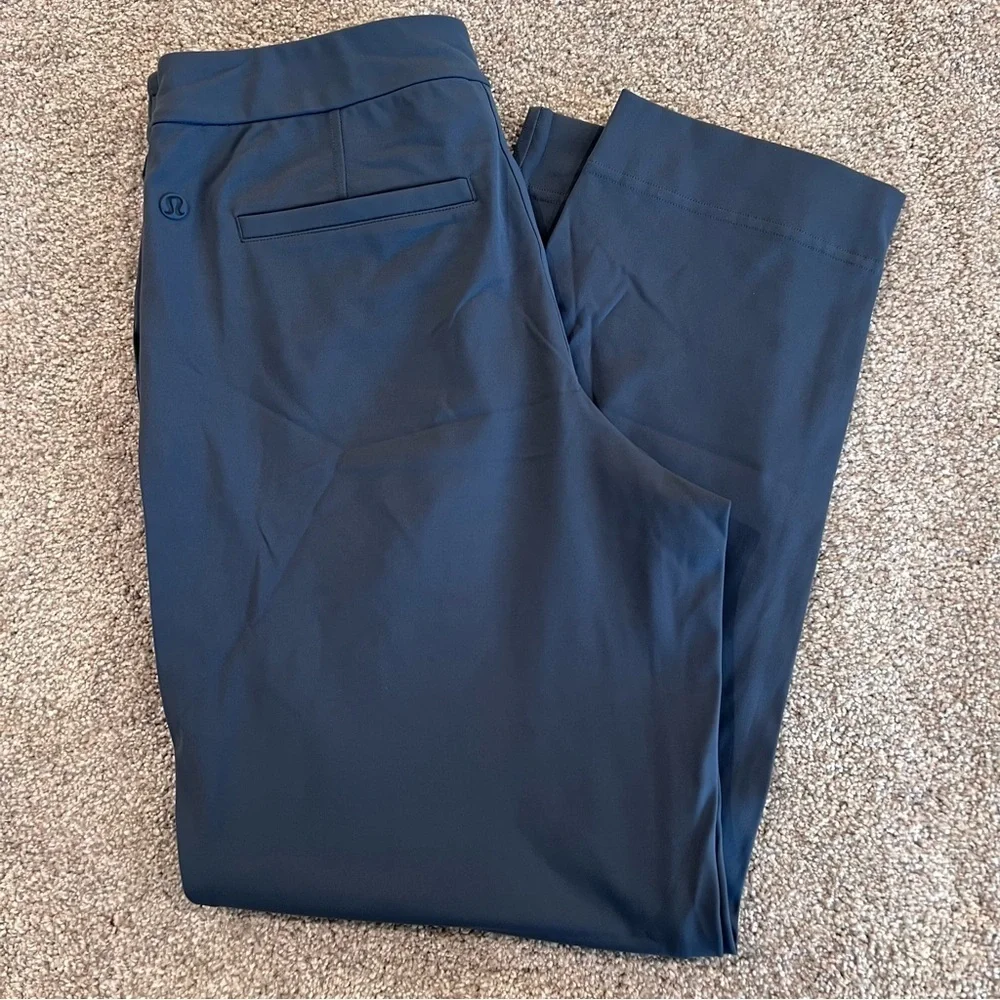 Lululemon Tapered Leg Mid Rise Pants 7/8 Length Blue Women’s Size Small W5GITS,